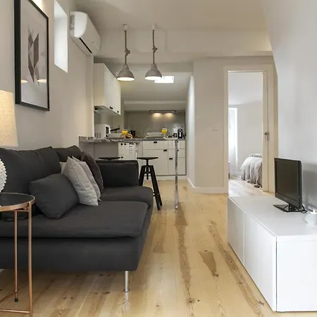 Apartmán The Romantic Nest - The Perfect Getaway At Downtown, 6th-floor No Lift Lisboa