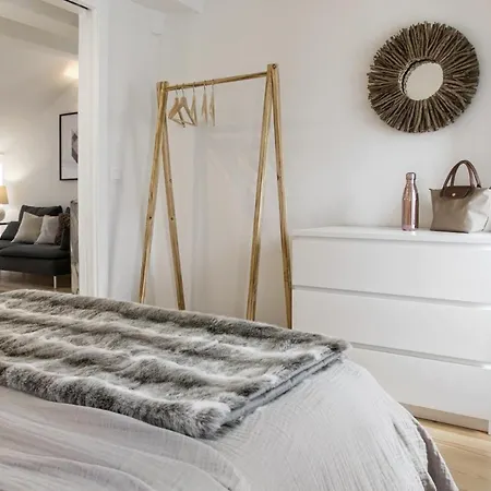 דירה The Romantic Nest - The Perfect Getaway At Downtown, 6th-floor No Lift ליסבון