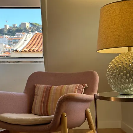 The Romantic Nest - The Perfect Getaway At Downtown, 6th-floor No Lift Appartement
